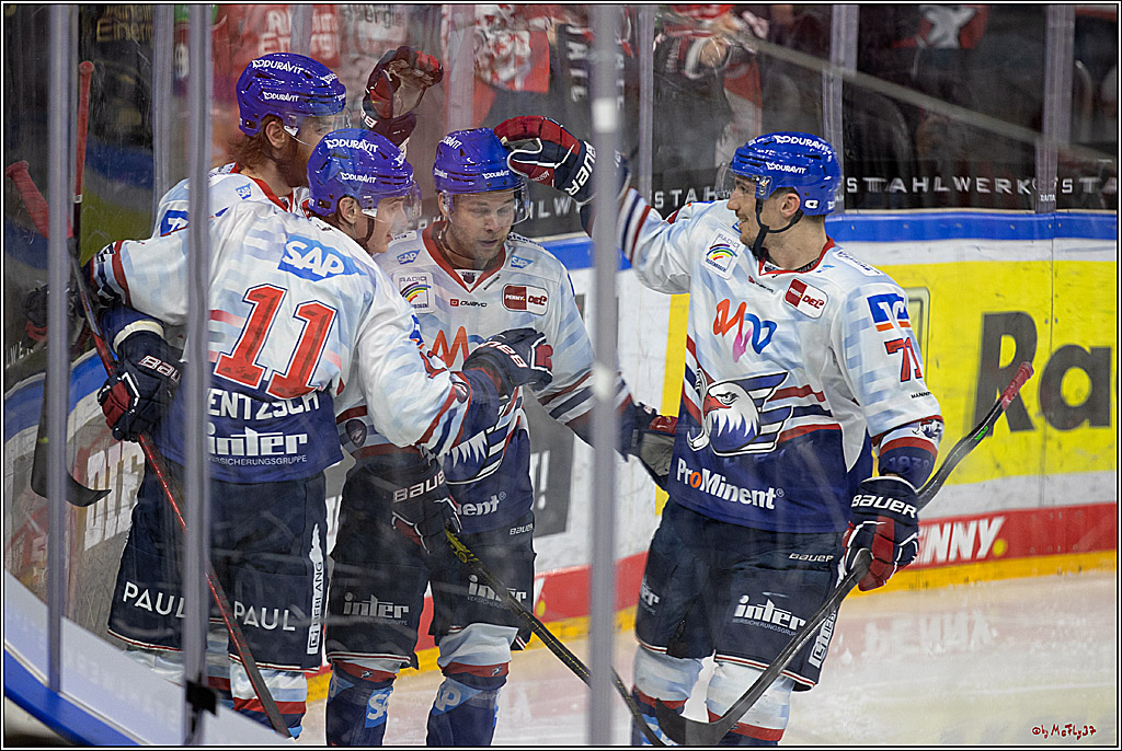 PENNY DEL - Viertelfinale;  Koelner Haie - Adler Mannheim; Koeln, 17.03.2023